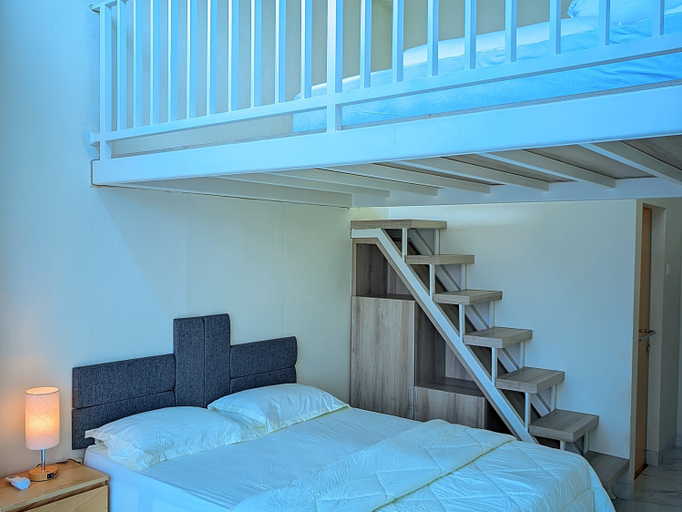 SARESINI Room Type - Mezzanine Family Room