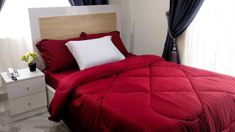 Bedroom 2, Firnic Luxurious Private Hotel, Ga East