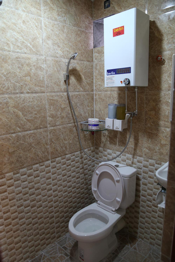 Bathroom 20