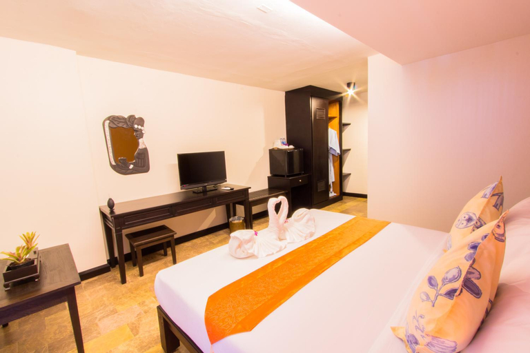 Bedroom 8