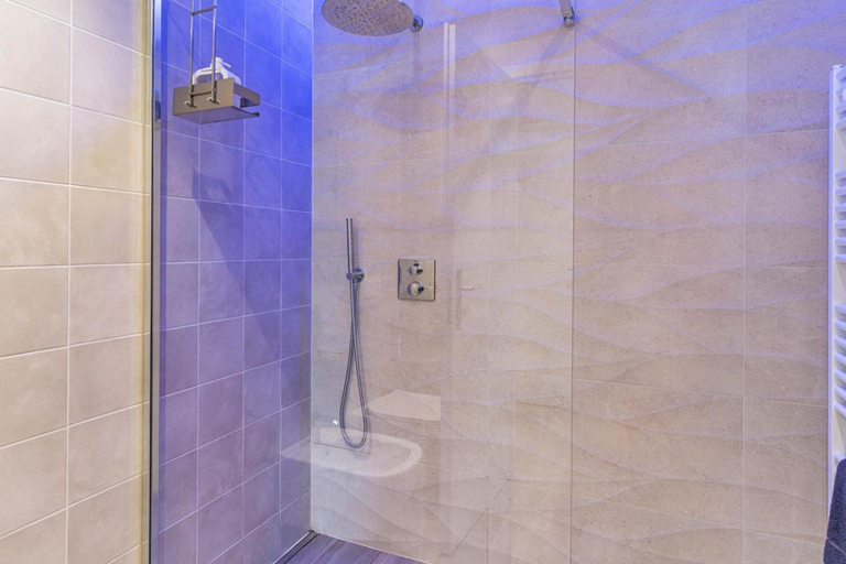 Bathroom 3, B&B A Un Passo Dal Lago, Caldonazzo, Trento