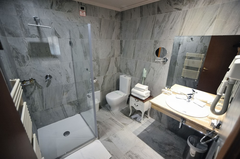Bathroom 4, Classic Hotel, Tiranës