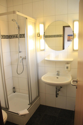 Others 5, Hotel Weserschiffchen, Minden-Lübbecke