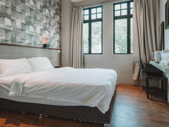 Bedroom 5