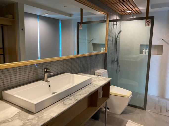 Bathroom 4