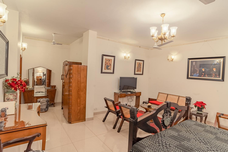 Dining Room 12