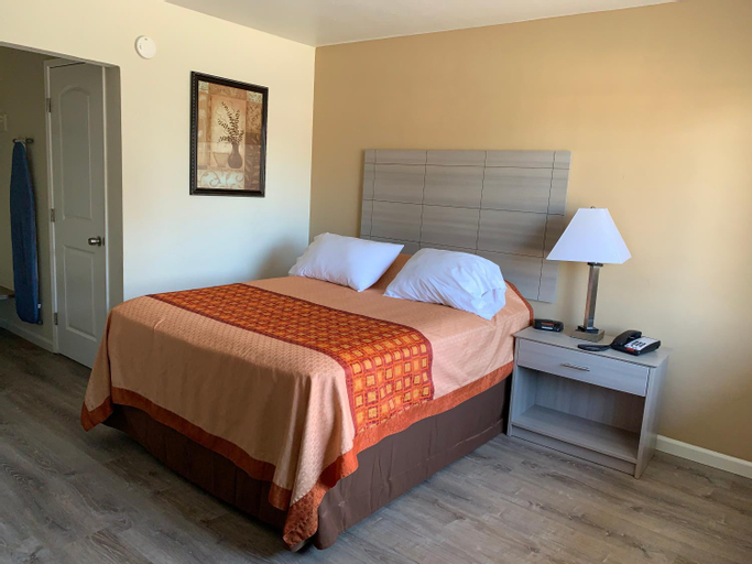 Bedroom 8