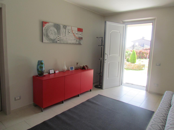 Others 5, Valle apartments, Lucca