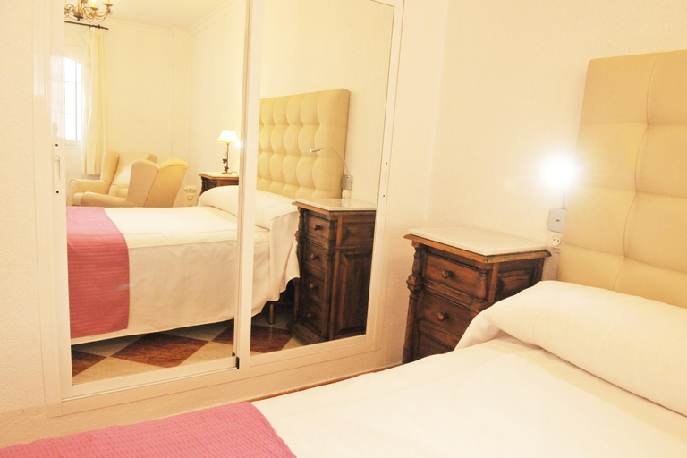 Bedroom 3, Hostal Puerto Lepe, Huelva