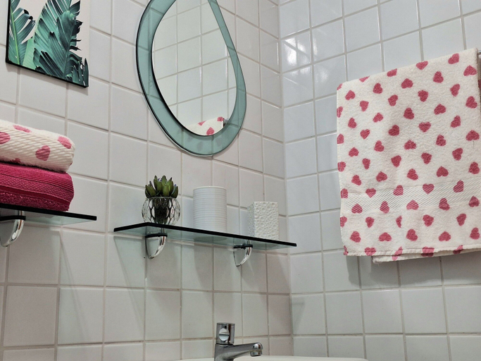 Bathroom 3, Palm Village, Ipojuca
