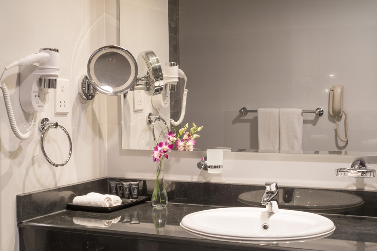 Bathroom 3