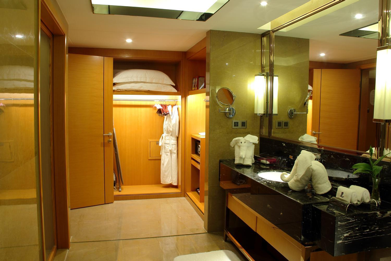 Bathroom 5