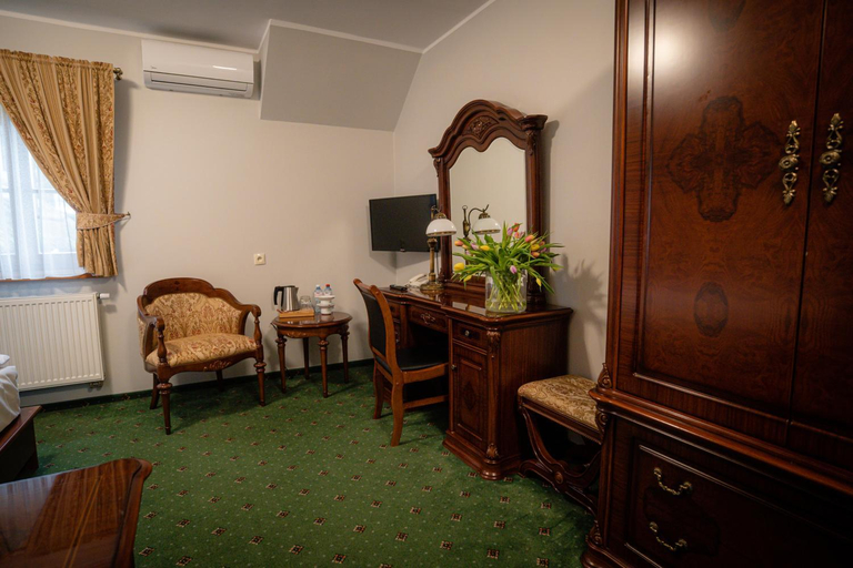 Bedroom 3, Hotel Gorski, Piotrków