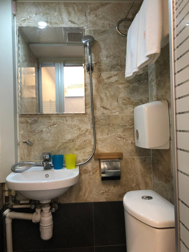 Bathroom 7