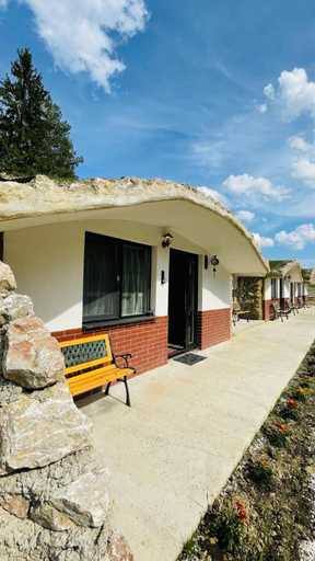 Others 4, Resort Valea Tatarilor, Bicaz-chei
