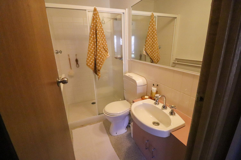 Bathroom 3, Hotel High Plains, Alpine - East