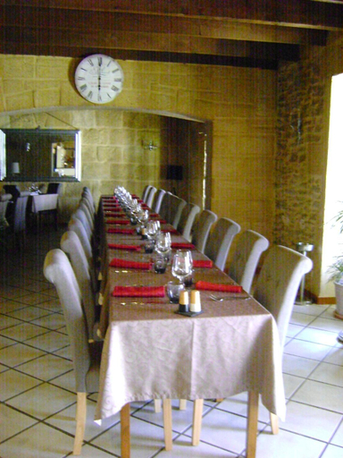 Food & Drinks 3, Le H de SERNHAC, Gard