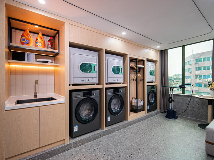 Others 5, Country Inn & Suites by Radisson Guangzhou Railway Station Xiaobei Metro Station, Guangzhou
