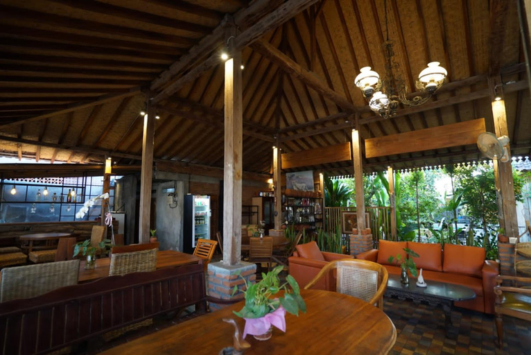 Food & Drinks 2, Oma Joglo Jimbaran, Badung