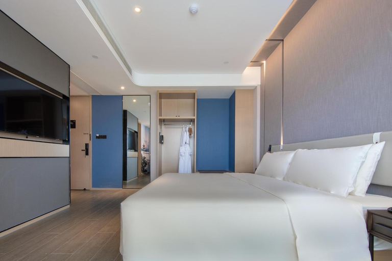 Bedroom 18