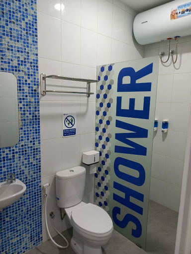Bathroom 5, Rosalyne Sleepbox JEC Yogyakarta, Bantul