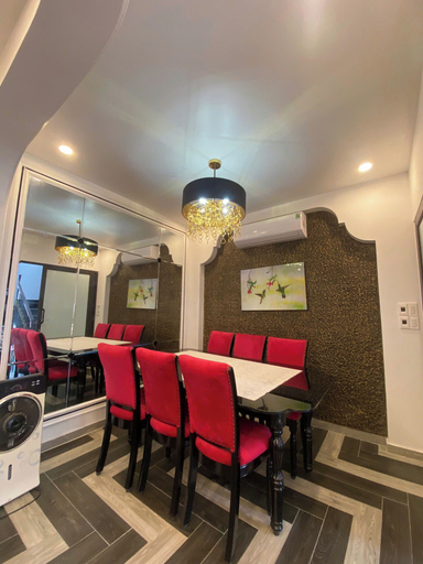 Others 4, X-Stay Da Nang, Ngô Quyền