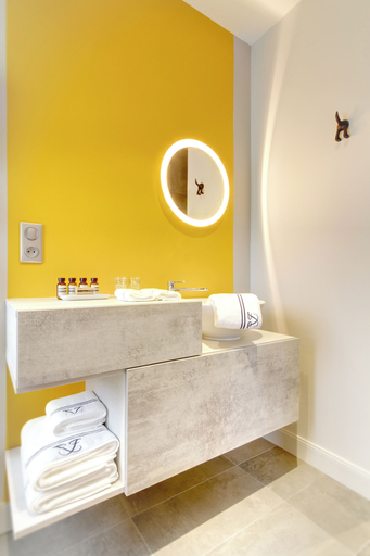 Bathroom 5, Auberge Le Florida Gascony, Gers