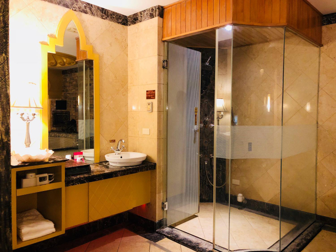Bathroom 2, Hakodate Motel, Kaohsiung