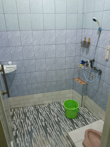 Bathroom, Arsy Homestay, Bandung