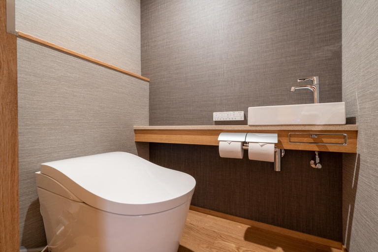 Bathroom 4, NISHIYAMA RYOKAN - Established in 1953, Kyoto