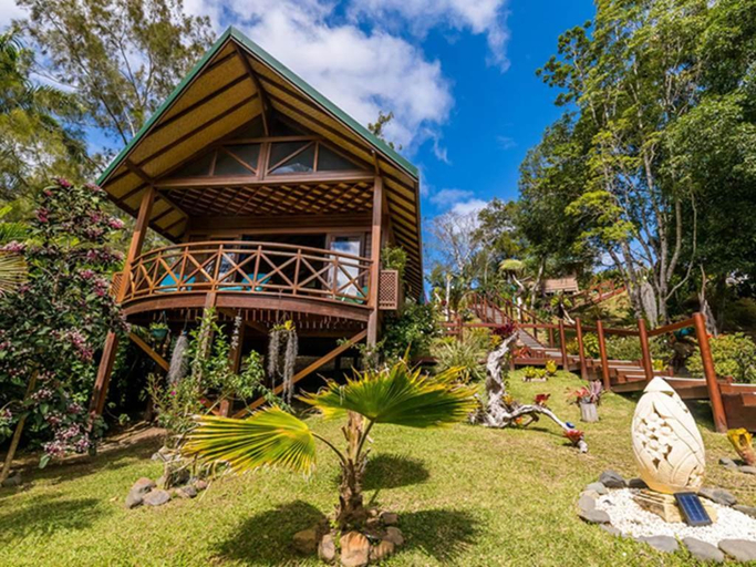 Others 5, Oasis de Tendea - Bali a Farino, Farino