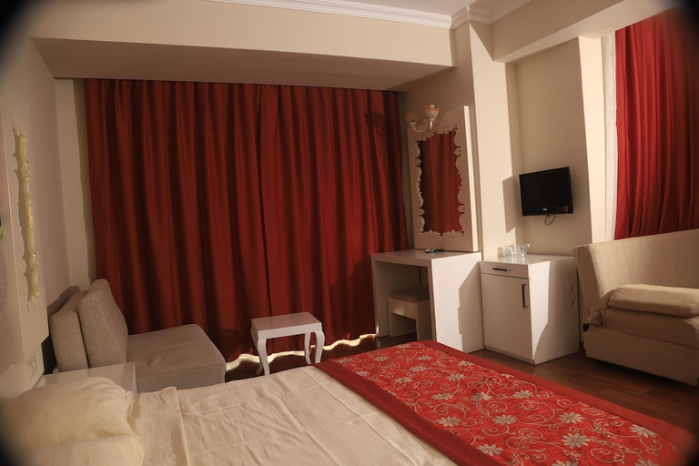 Bedroom 4, Grand Mir'Amor Hotel - Ultra All Inclusive, Kemer
