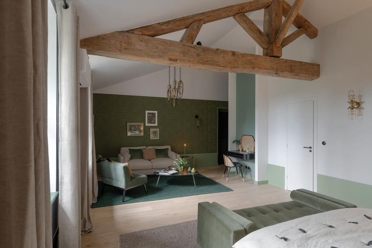 Bedroom 2, Domaine de Bellescize, Rhône