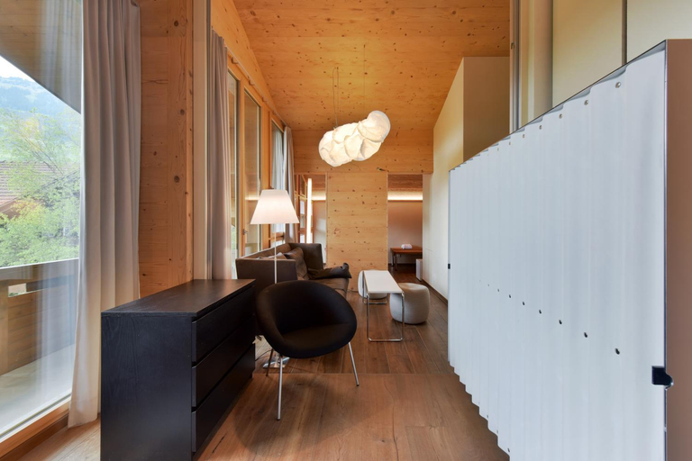 2, Hotel Krone Lenk, Obersimmental