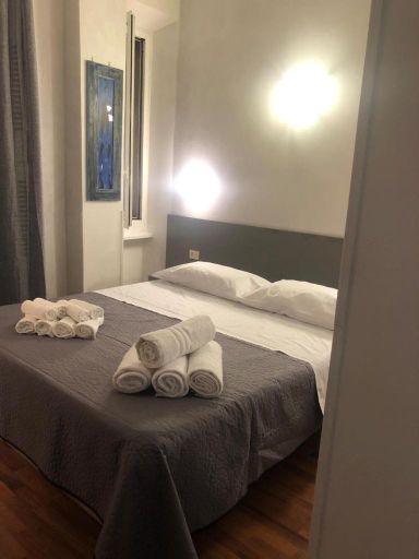 Others 4, ALMA Rooms Appia, Roma
