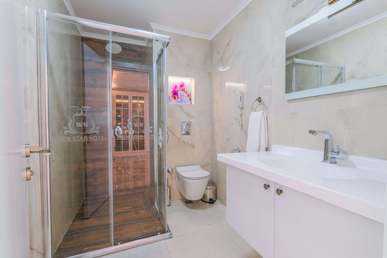 Bathroom 3, Wien Star Hotel, Alanya