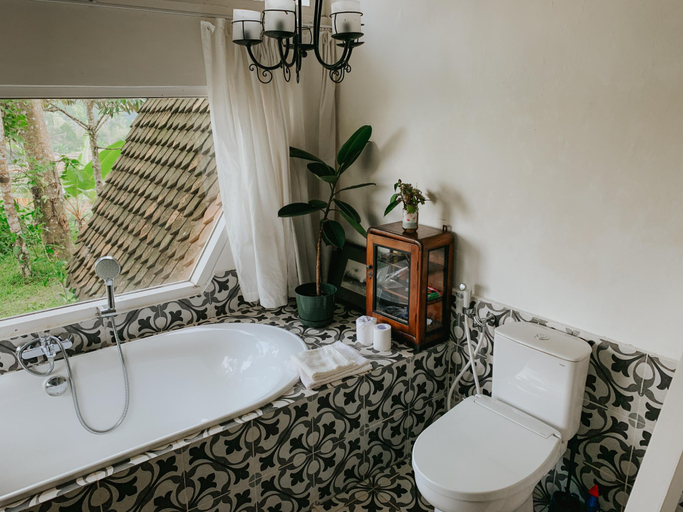 Bathroom 5, The Lookout Cabin, Tabanan