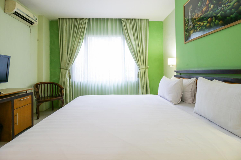 Bedroom 8