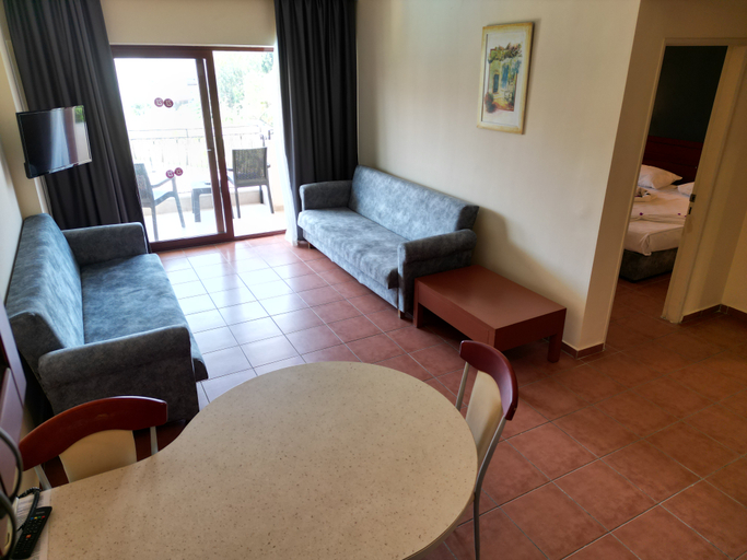 Bedroom 2, Lemas Suite Hotel, Manavgat
