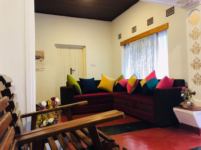 4, Lodgepole pine resorts, Welimada