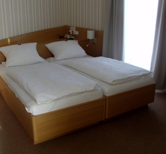 Bedroom 26