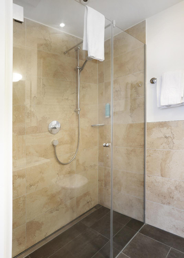 Bathroom 3, Restaurant-Cafe-Pension Himmel, Landshut