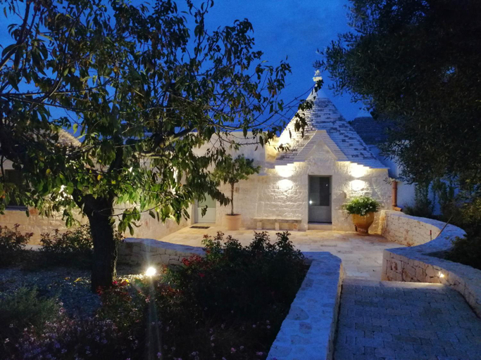 Others 3, Trullo Genesi, Brindisi
