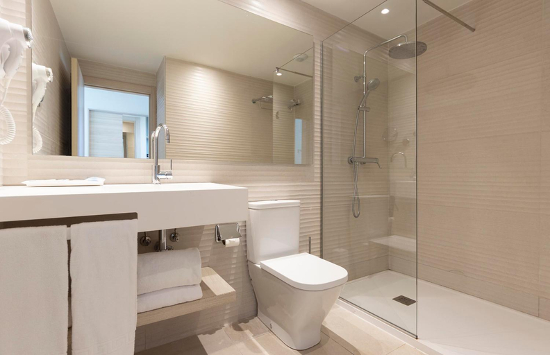 Bathroom 4, Hotel Palia Maria Eugenia, Baleares