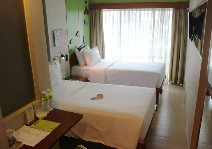 Bedroom 2, MAXONEHOTELS AT SABANG, Central Jakarta