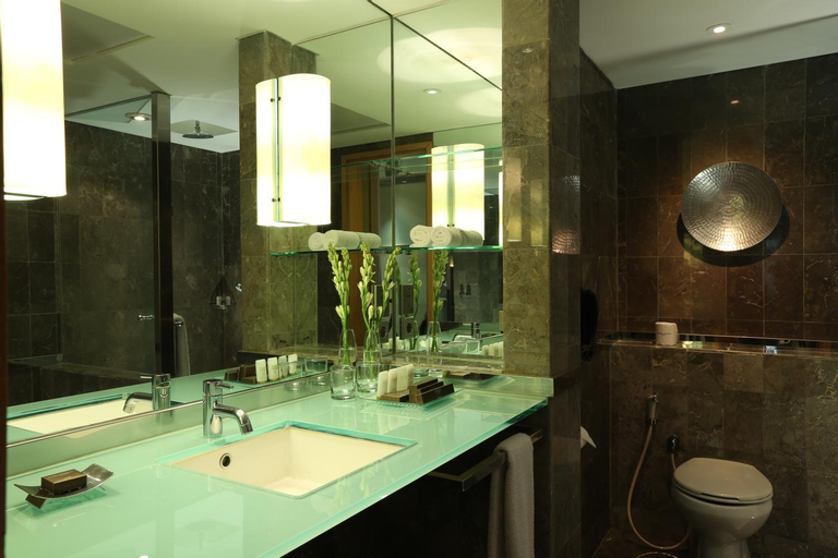 Bathroom 4
