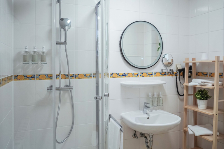 Bathroom 4, 7Seas Apartment Luxus-Altbau, Regionalverband Saarbrücken