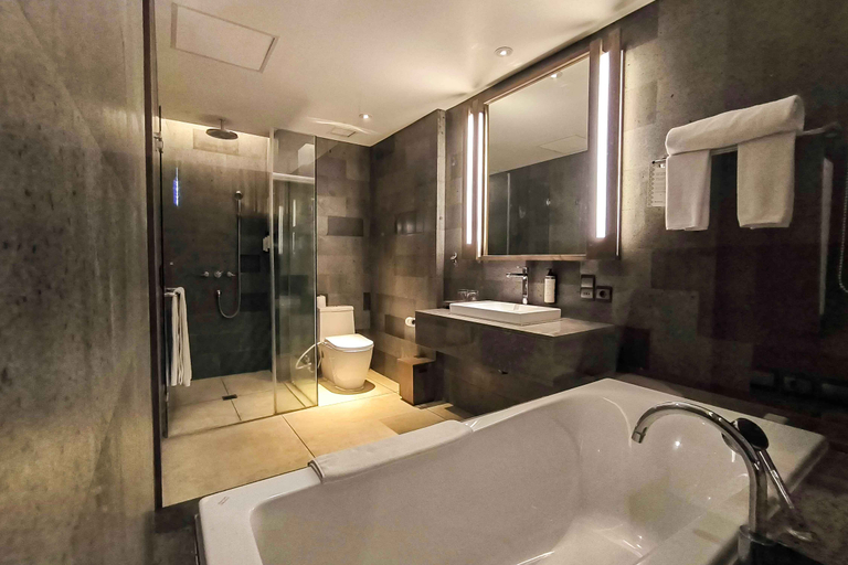 Bathroom 4