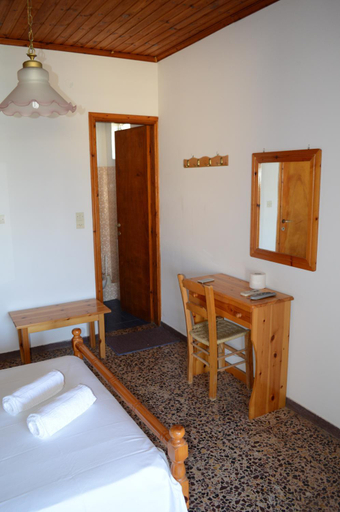Others 4, Theodore Apartments, West Greece