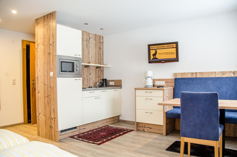Others 5, Ferienhaus Waldner, Landeck